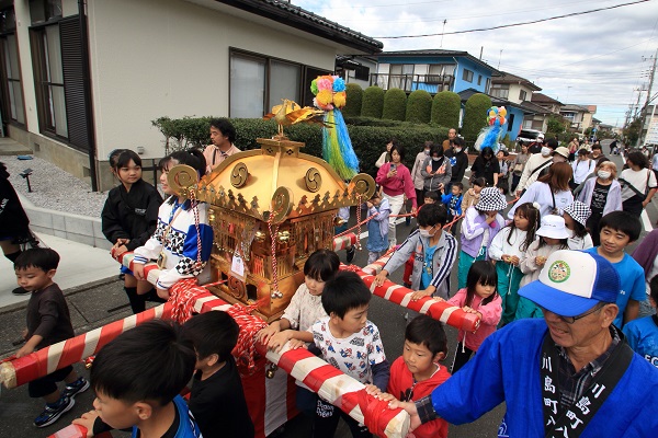 八幡団地秋祭り.jpg